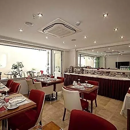 Hotel Newcity 3*