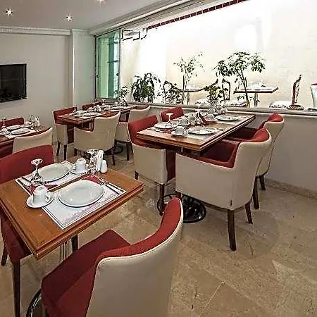 Hotel Newcity