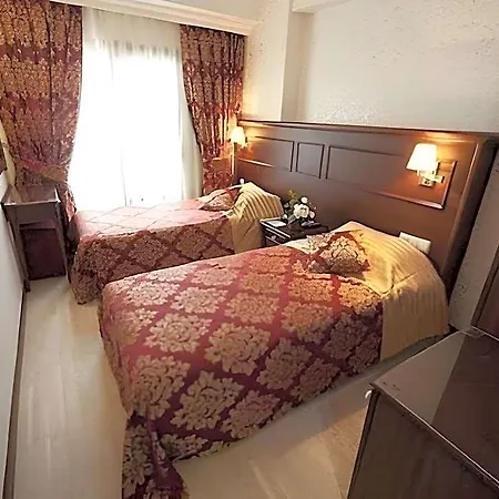 Newcity Hotel