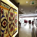 Hotel Newcity 3*