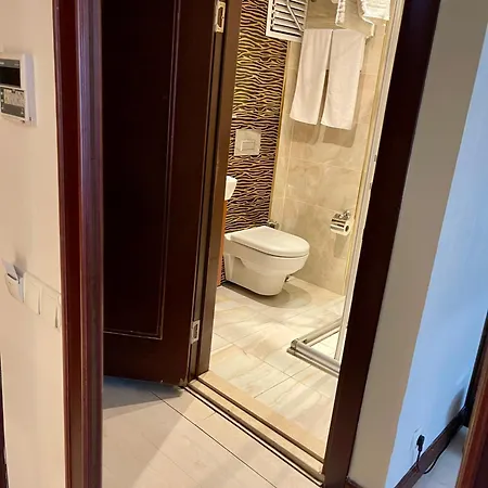 Hotel Newcity 3*