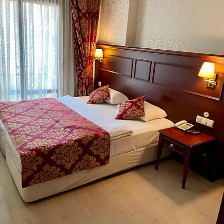 Newcity 3*