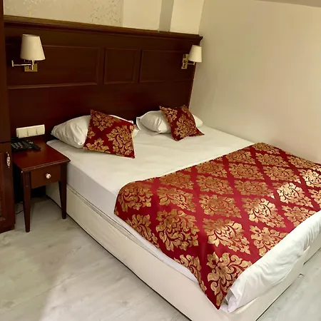 Newcity Otel 3*
