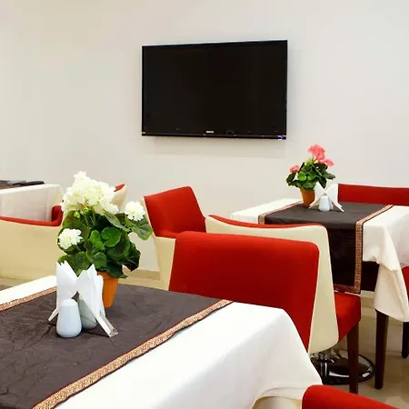 Otel Newcity 3*