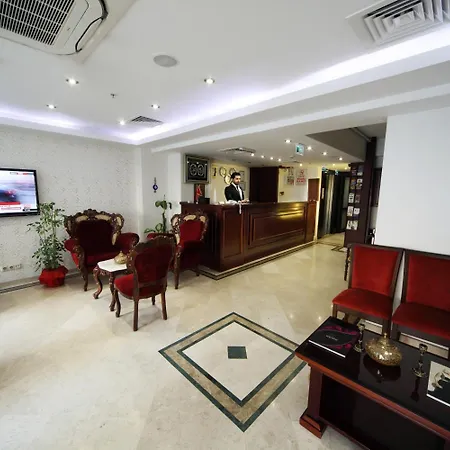 Newcity 3*
