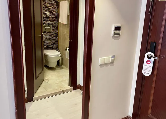 Newcity Отель 3*