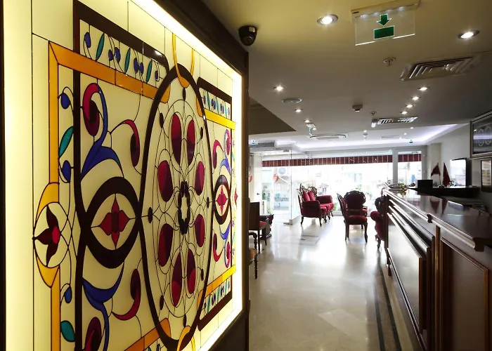 Отель Newcity 3*